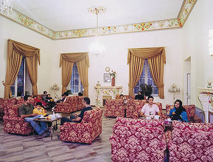 Parsian Gachsar Azadi Hotel