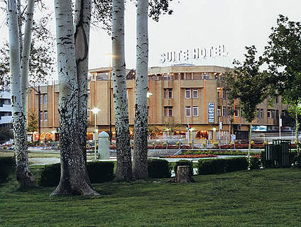 Parsian Isfahan Azadi Hotel