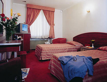 Parsian Shiraz Hotel
