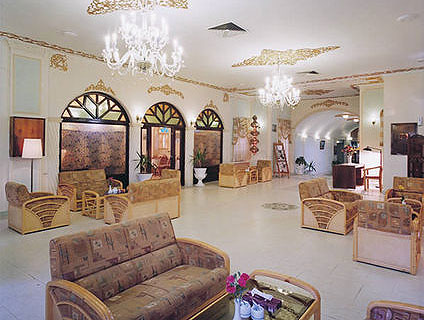 Parsian Yazd Azadi Hotel
