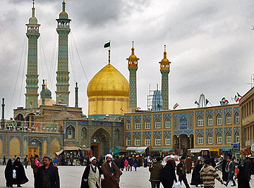Qom Qom